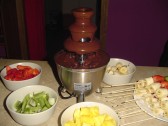 <p>Pub Eva y Adan San Valentin Fuente Chocolate</p>