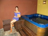 <p>Pub Eva y Adan en Hacienda Papua</p>