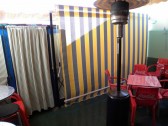 <p>Pub Eva y Adan Reforma zona fumadores parejas</p>