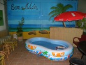 Noche de piscina, pareo y bikini